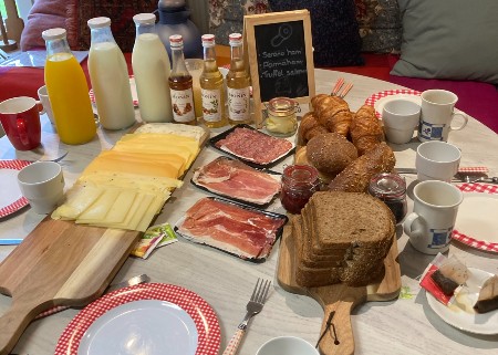 Lunch tijdens de workshop kaas maken